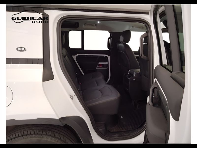 GuidiCar - LAND ROVER Defender 2022 Defender 110 3.0d i6 mhev SE awd 200cv auto Usato